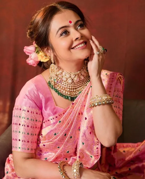 Pink_Woven_Daily_Wear_Silk_Saree_with_Saree_Cover